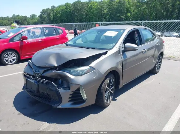5YFBURHE6HP694129 2017 TOYOTA COROLLA - Image 2