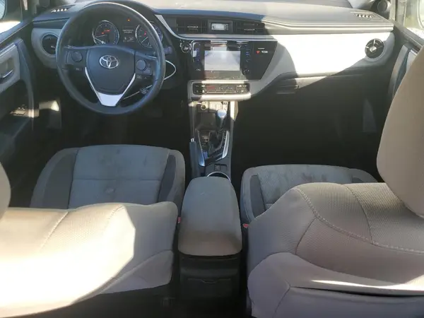 5YFBURHE6HP694986 2017 TOYOTA COROLLA - Image 8