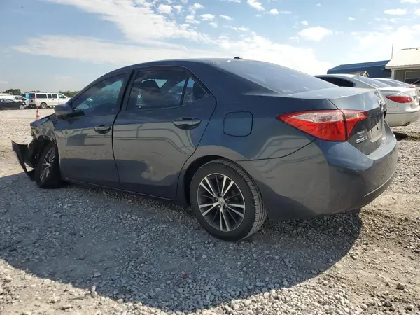 5YFBURHE6HP695670 2017 TOYOTA COROLLA - Image 2