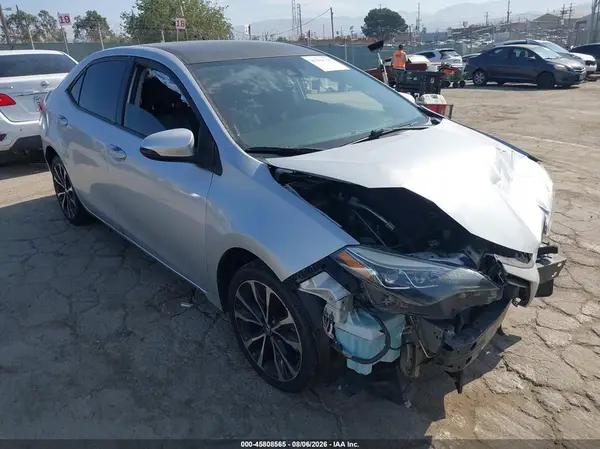 5YFBURHE6HP702049 2017 TOYOTA COROLLA - Image 1