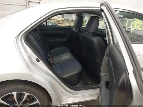 5YFBURHE6HP703119 2017 TOYOTA COROLLA - Image 8