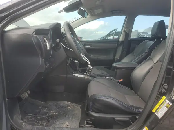 5YFBURHE6HP704478 2017 TOYOTA COROLLA - Image 8