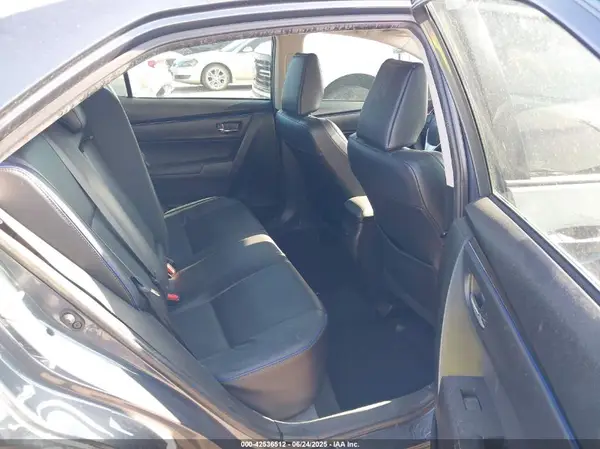 5YFBURHE6HP705484 2017 TOYOTA COROLLA - Image 8