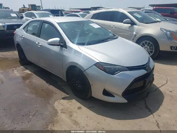 5YFBURHE6HP708546 2017 TOYOTA COROLLA - Image 1