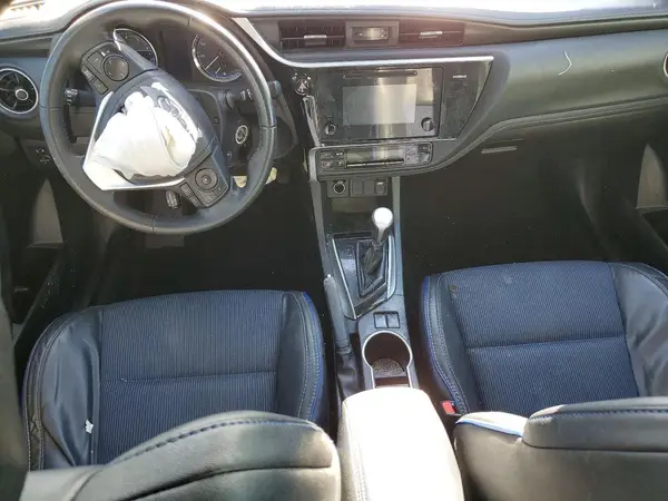 5YFBURHE6HP708949 2017 TOYOTA COROLLA - Image 8