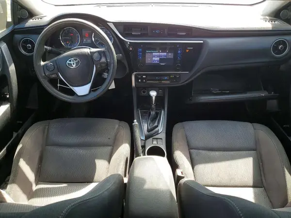 5YFBURHE6HP709907 2017 TOYOTA COROLLA - Image 8