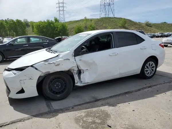 5YFBURHE6HP710815 2017 TOYOTA COROLLA - Image 1
