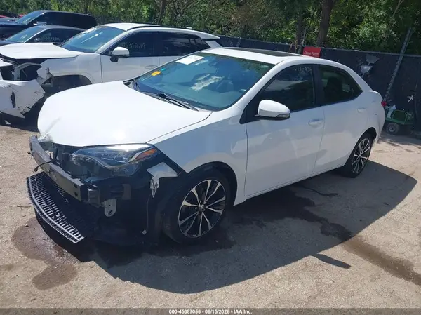 5YFBURHE6HP711642 2017 TOYOTA COROLLA - Image 2