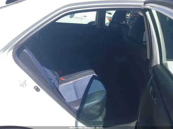 5YFBURHE6HP711642 2017 TOYOTA COROLLA - Image 8