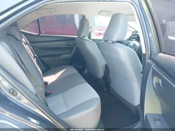 5YFBURHE6HP711849 2017 TOYOTA COROLLA - Image 8