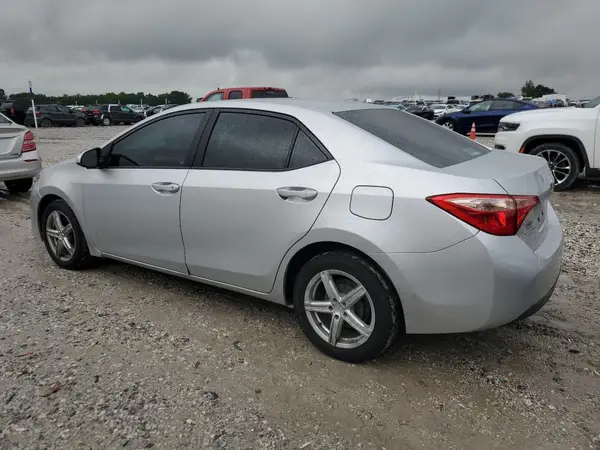 5YFBURHE6HP714864 2017 TOYOTA COROLLA - Image 2