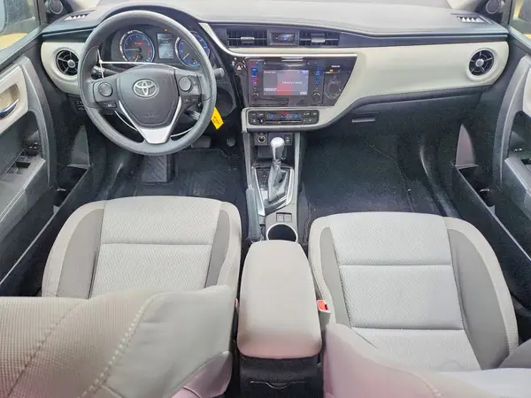 5YFBURHE6HP716940 2017 TOYOTA COROLLA - Image 8