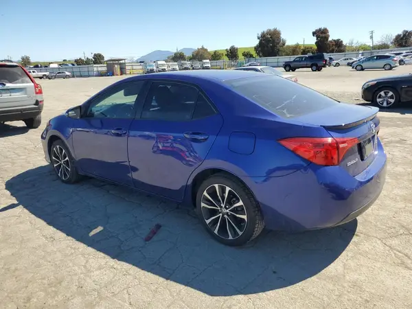 5YFBURHE6HP716954 2017 TOYOTA COROLLA - Image 2