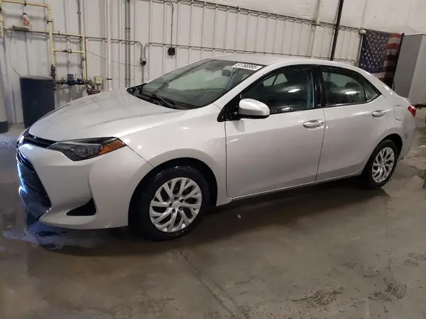 5YFBURHE6HP717618 2017 TOYOTA COROLLA - Image 1
