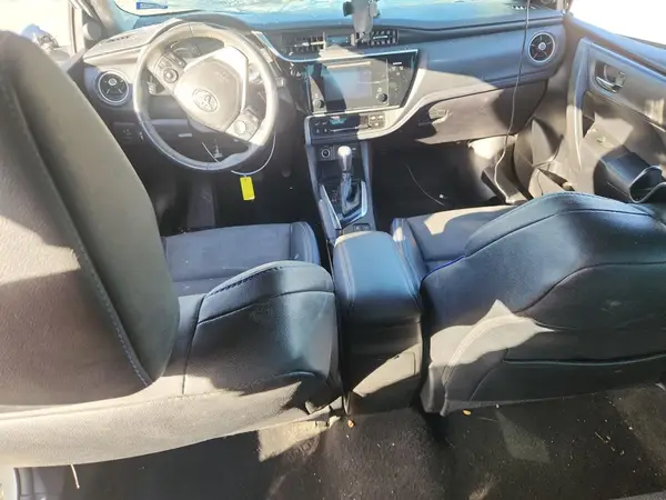 5YFBURHE6HP725086 2017 TOYOTA COROLLA - Image 8