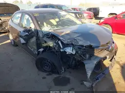 5YFBURHE6HP726142 2017 TOYOTA COROLLA