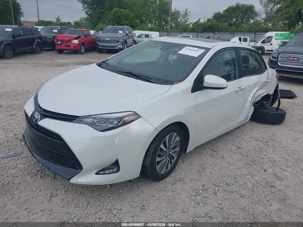 5YFBURHE6HP727310 2017 TOYOTA COROLLA - Image 2