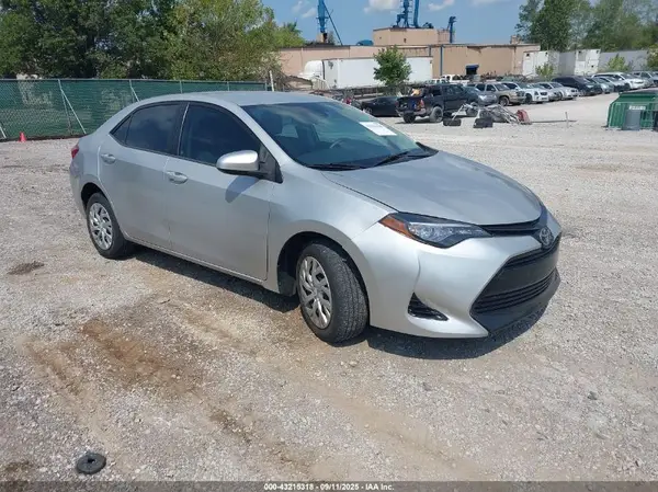 5YFBURHE6HP729025 2017 TOYOTA COROLLA