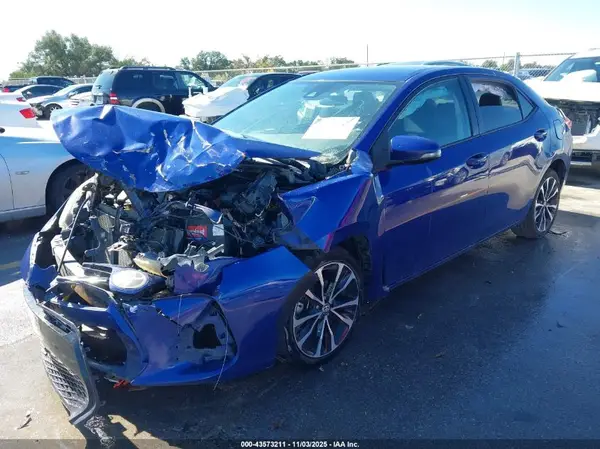 5YFBURHE6HP730577 2017 TOYOTA COROLLA - Image 2