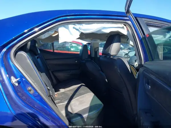 5YFBURHE6HP730577 2017 TOYOTA COROLLA - Image 8