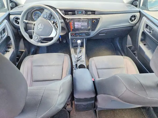 5YFBURHE6HP731423 2017 TOYOTA COROLLA - Image 8