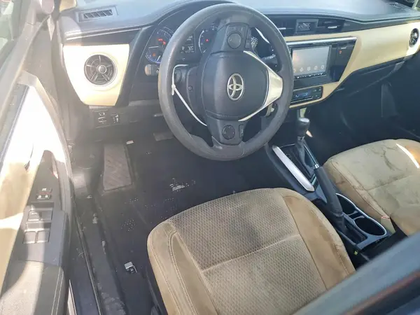 5YFBURHE6HP732555 2017 TOYOTA COROLLA - Image 8