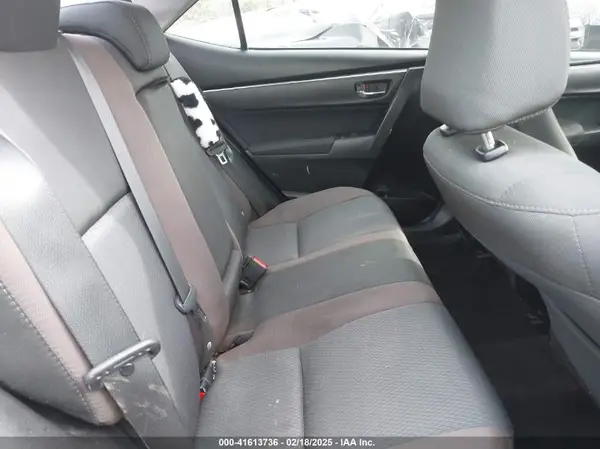 5YFBURHE6HP734029 2017 TOYOTA COROLLA - Image 8