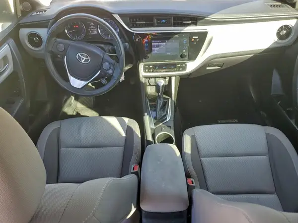 5YFBURHE6HP735374 2017 TOYOTA COROLLA - Image 8