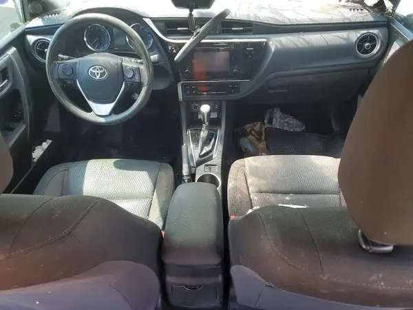 5YFBURHE6HP735858 2017 TOYOTA COROLLA - Image 8