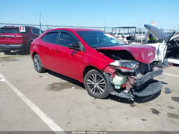 5YFBURHE6HP736962 2017 TOYOTA COROLLA - Image 1