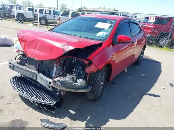 5YFBURHE6HP736962 2017 TOYOTA COROLLA - Image 2