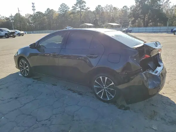 5YFBURHE6HP737495 2017 TOYOTA COROLLA - Image 2