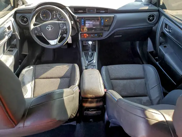 5YFBURHE6HP737495 2017 TOYOTA COROLLA - Image 8