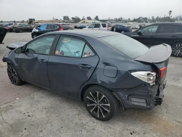 5YFBURHE6JP738703 2018 TOYOTA COROLLA - Image 2