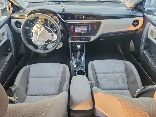 5YFBURHE6JP740340 2018 TOYOTA COROLLA - Image 8