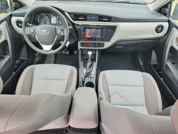 5YFBURHE6JP741729 2018 TOYOTA COROLLA - Image 8