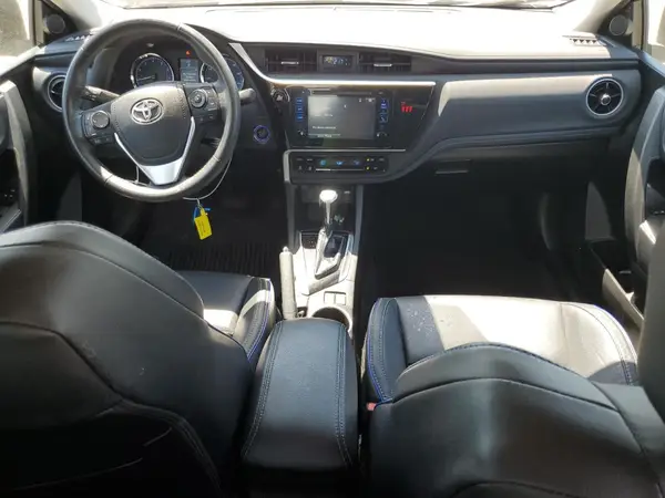 5YFBURHE6JP742072 2018 TOYOTA COROLLA - Image 8