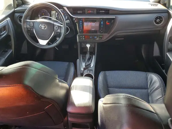 5YFBURHE6JP744632 2018 TOYOTA COROLLA - Image 8