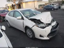 5YFBURHE6JP749815 2018 TOYOTA COROLLA