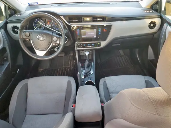 5YFBURHE6JP750950 2018 TOYOTA COROLLA - Image 8