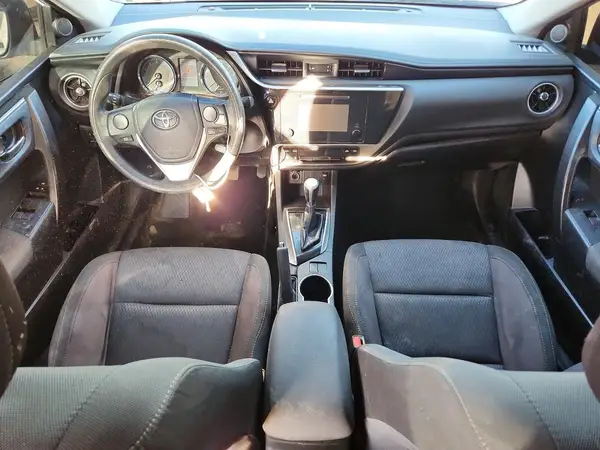 5YFBURHE6JP751628 2018 TOYOTA COROLLA - Image 8