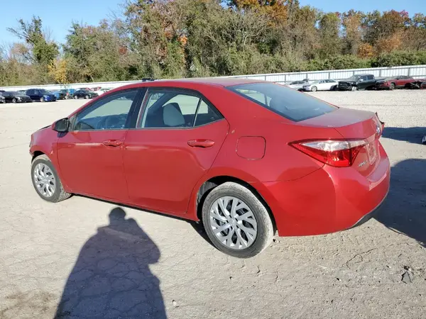 5YFBURHE6JP753380 2018 TOYOTA COROLLA - Image 2