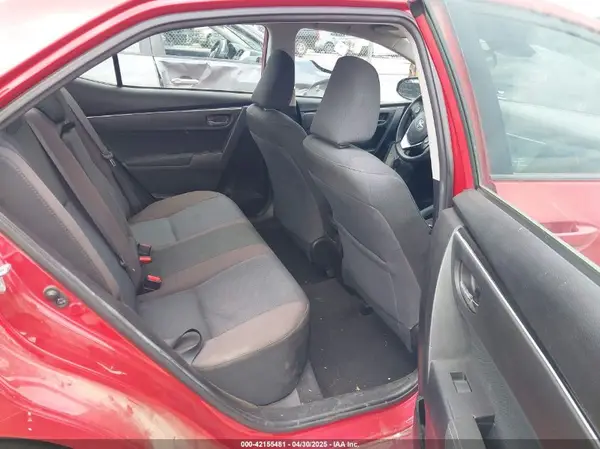 5YFBURHE6JP755257 2018 TOYOTA COROLLA - Image 8