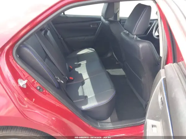 5YFBURHE6JP758238 2018 TOYOTA COROLLA - Image 8