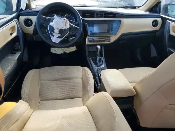 5YFBURHE6JP759017 2018 TOYOTA COROLLA - Image 8