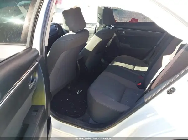 5YFBURHE6JP759194 2018 TOYOTA COROLLA - Image 8