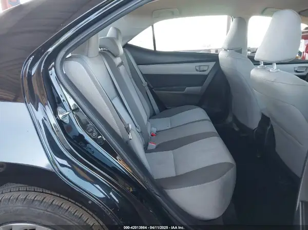 5YFBURHE6JP760619 2018 TOYOTA COROLLA - Image 8