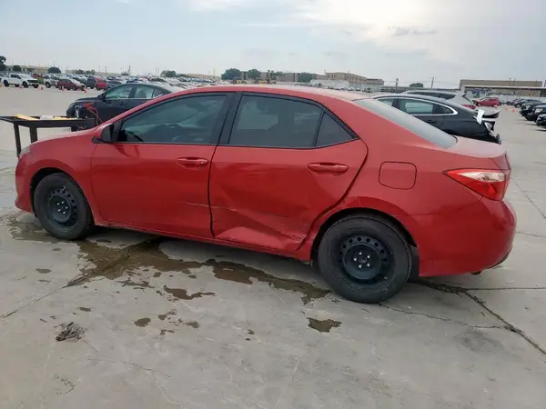 5YFBURHE6JP761057 2018 TOYOTA COROLLA - Image 2