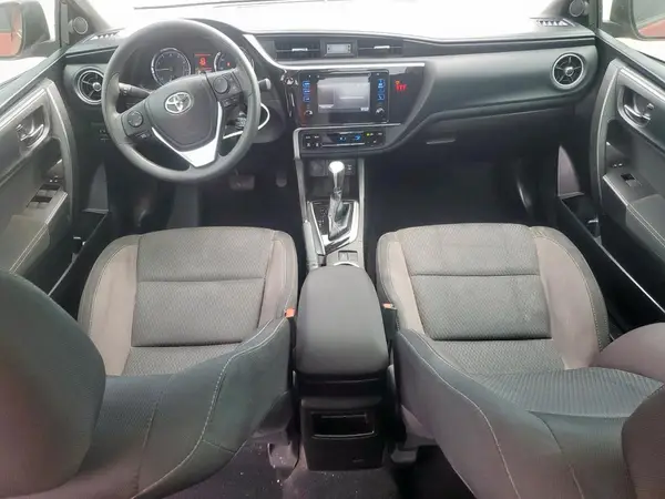 5YFBURHE6JP761057 2018 TOYOTA COROLLA - Image 8