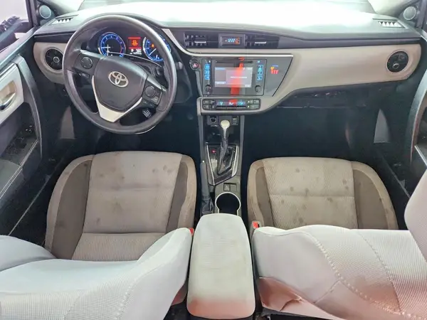 5YFBURHE6JP768865 2018 TOYOTA COROLLA - Image 8